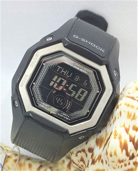 casio g-shock g-056b-8 2