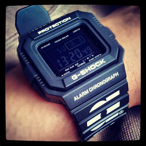 casio g-shock g-5500-kiks-tyo-red 2