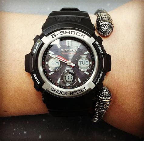 casio g-shock awg-m100ba-1a 4