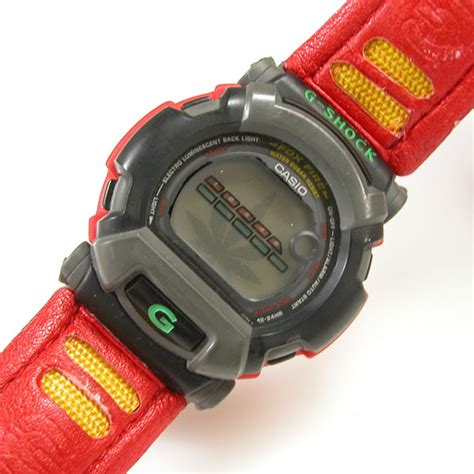 casio g-shock dw-002bm-1 1