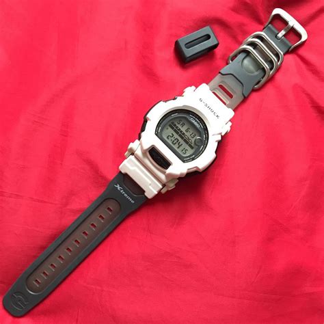 casio g-shock dw-002rs-1 4