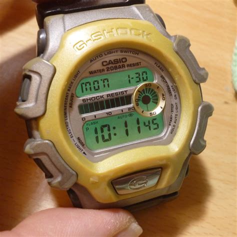 casio g-shock dw-004m-8t 4