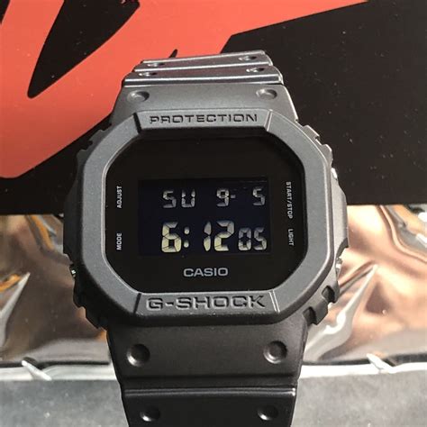 casio g-shock dw-069yd-2v 1