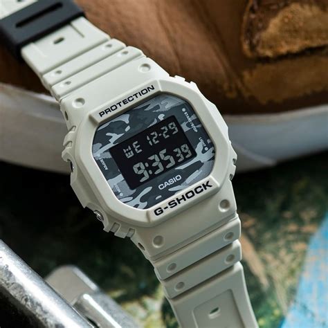 casio g-shock dw-5600ca-8 4