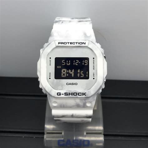 casio g-shock dw-5600gc-7 4