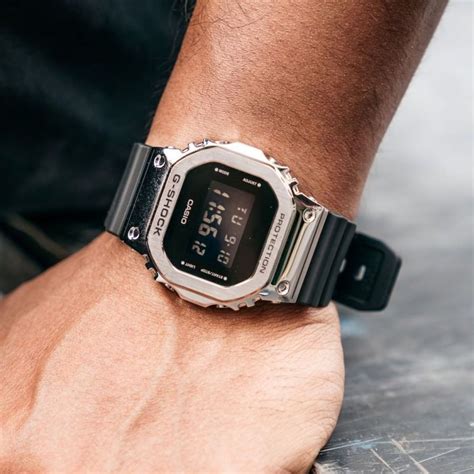 casio g-shock dw-5600gm-1 1