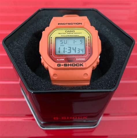 casio g-shock dw-5600lc-4 1