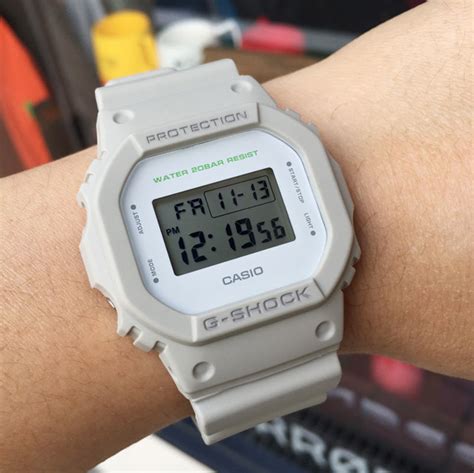 casio g-shock dw-5600m-8 2