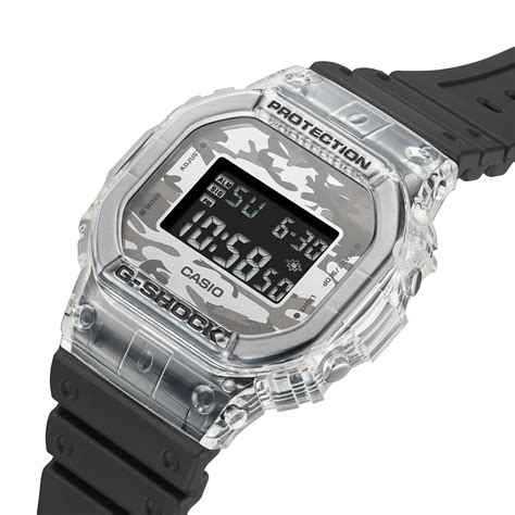 casio g-shock dw-5600skc-1 1