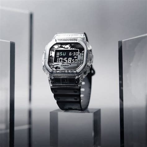 casio g-shock dw-5600skc-1 2