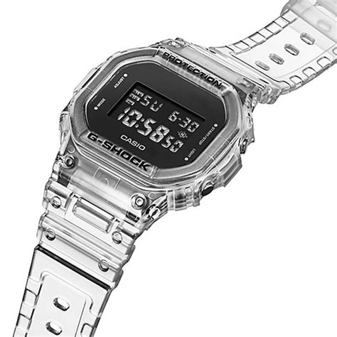 casio g-shock dw-5600ske-7 1