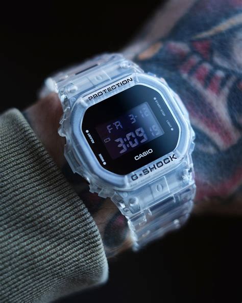 casio g-shock dw-5600ske-7 1