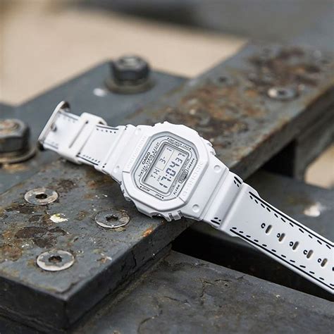 casio g-shock dw-5600yu-7 2