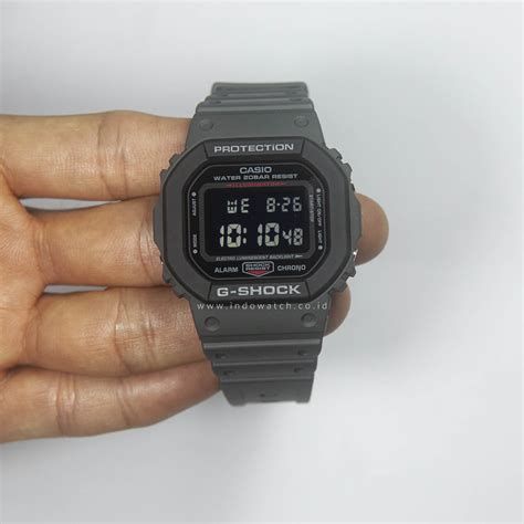 casio g-shock dw-5610su-8 4