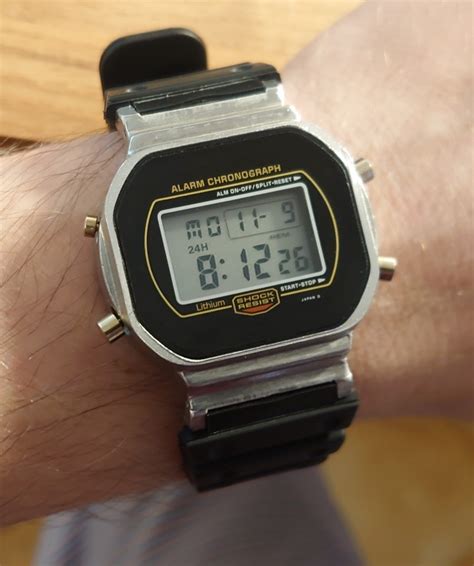 casio g-shock dw-5700c-9v 1