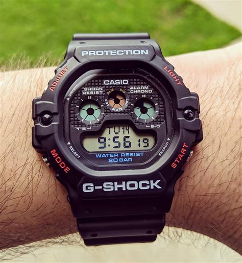 casio g-shock dw-5900-1 1