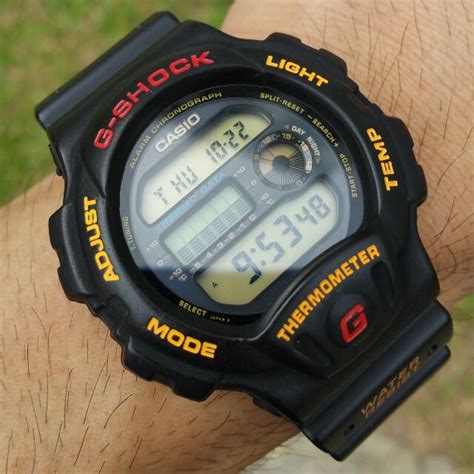 casio g-shock dw-6100-1vz 2