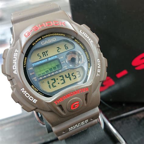 casio g-shock dw-6100gj-1 4