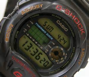 casio g-shock dw-6100j-7 4