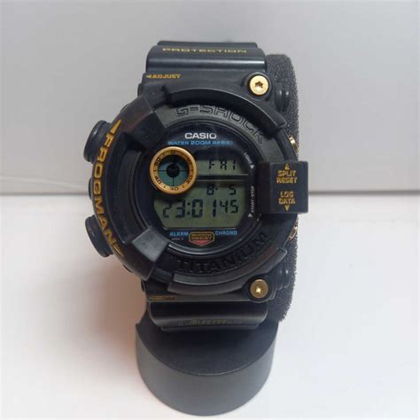 casio g-shock dw-8200bu-9at 2