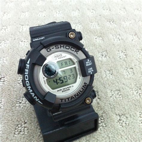 casio g-shock dw-8200wc-7at 4