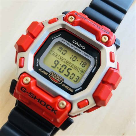 casio g-shock dw-8300bg-1 1