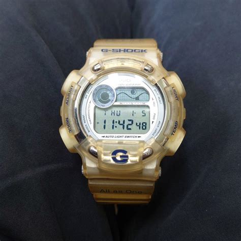 casio g-shock dw-8600k-7v 1