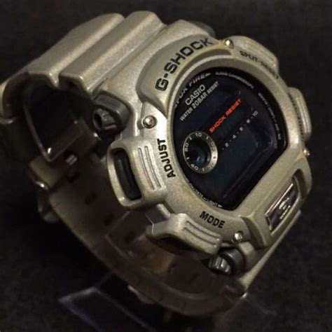 casio g-shock dw-9000m-8t 4