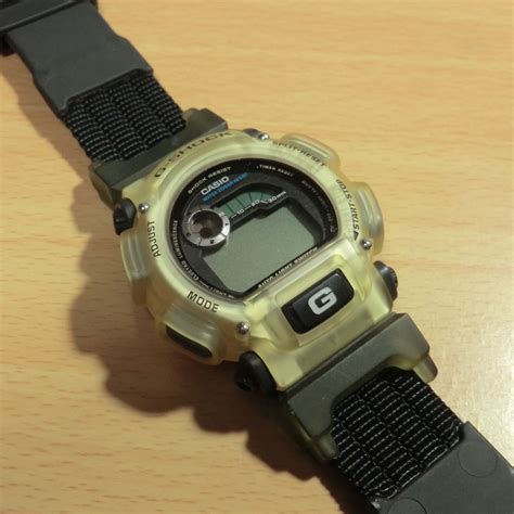 casio g-shock dw-9000xs-8t 4