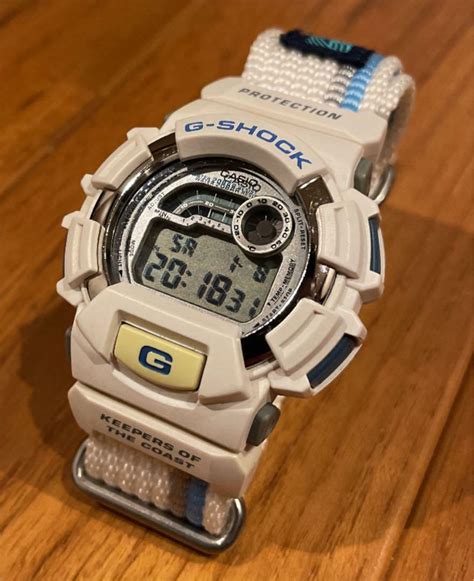 casio g-shock dw-9500bm-1s 4