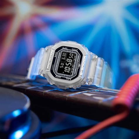 casio g-shock dw-b5600g-7 1