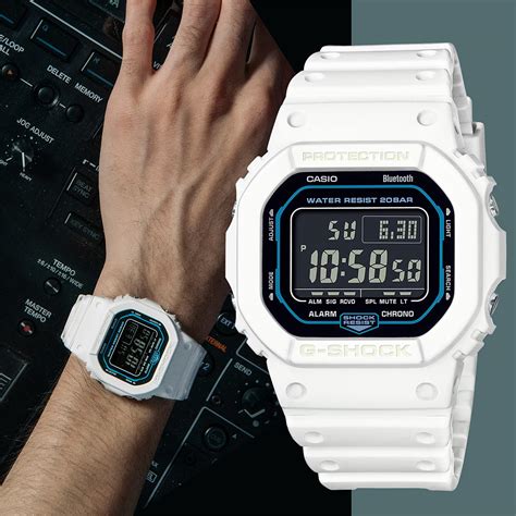 casio g-shock dw-b5600sf-7 4