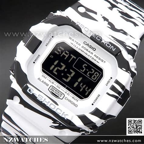 casio g-shock dw-d5600bw-7 1