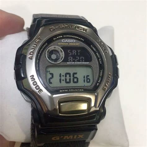 casio g-shock dwm-100ec-1v 1