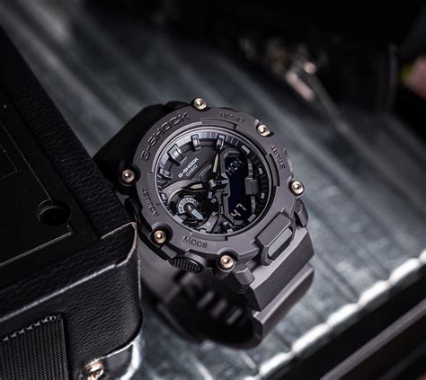 casio g-shock g-2200b-1v 2