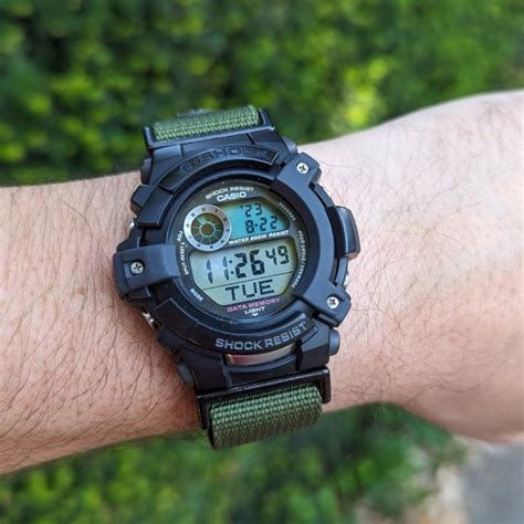 casio g-shock g-2500v-1v 1