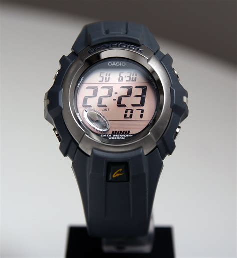 casio g-shock g-3011-2v 2