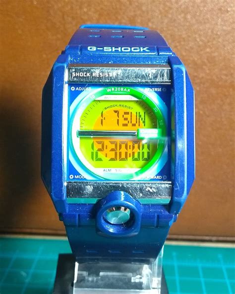 casio g-shock g-8100d-2 4