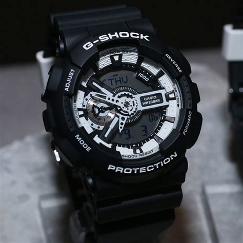 casio g-shock ga-110bw-1a 1