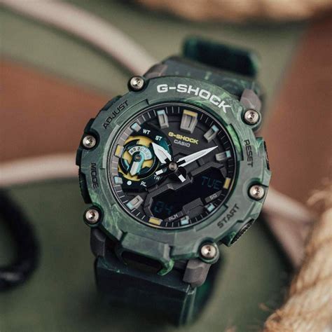 casio g-shock ga-2200mfr-3a 1