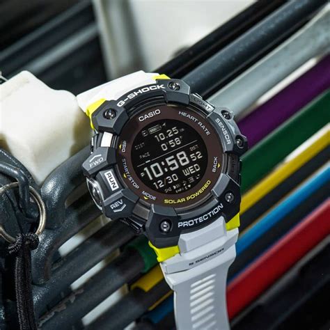 casio g-shock gbd-h1000-1a7 4