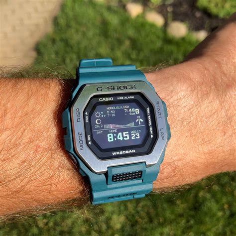 casio g-shock gbx-100-2 1