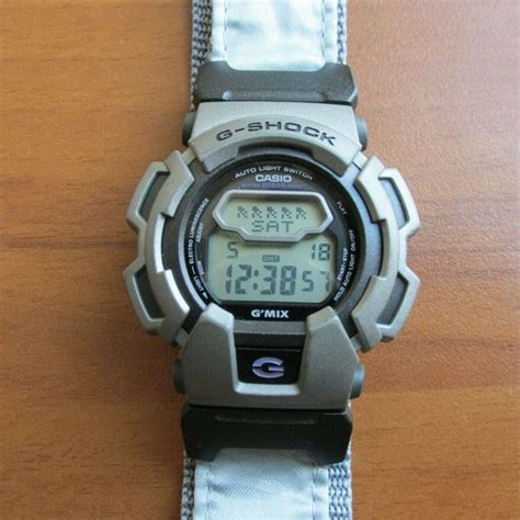 casio g-shock gm-100d-4 2