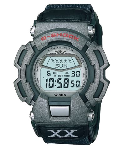 casio g-shock gm-100vw-8 1