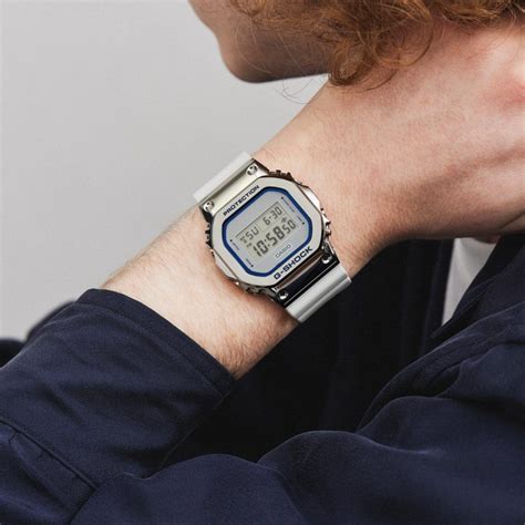 casio g-shock gm-5600lc-7 1