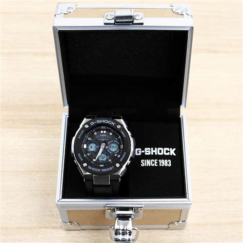 casio g-shock gst-w300fp-1a2 4