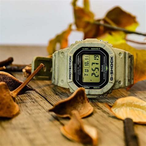 casio g-shock gw-b5600sl-5 4