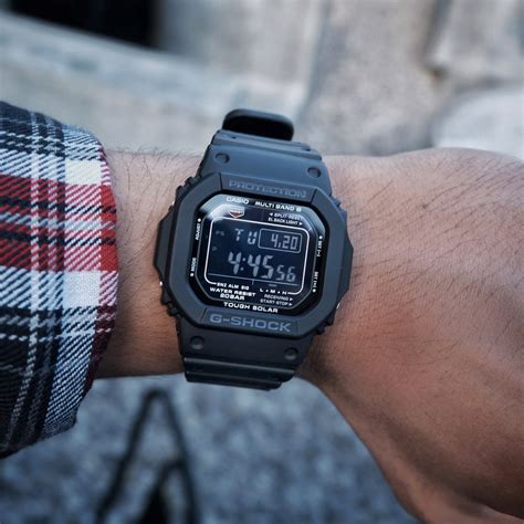 casio g-shock gw-m5610-1b 1