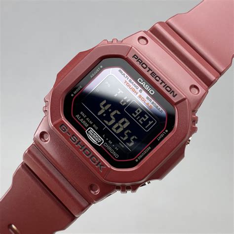 casio g-shock gw-m5610ew-4 1