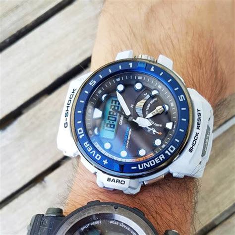 casio g-shock gwn-q1000-7a 1